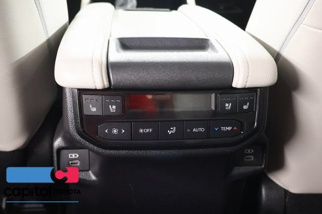 Certified 2024 Toyota Grand Highlander AWD image 36