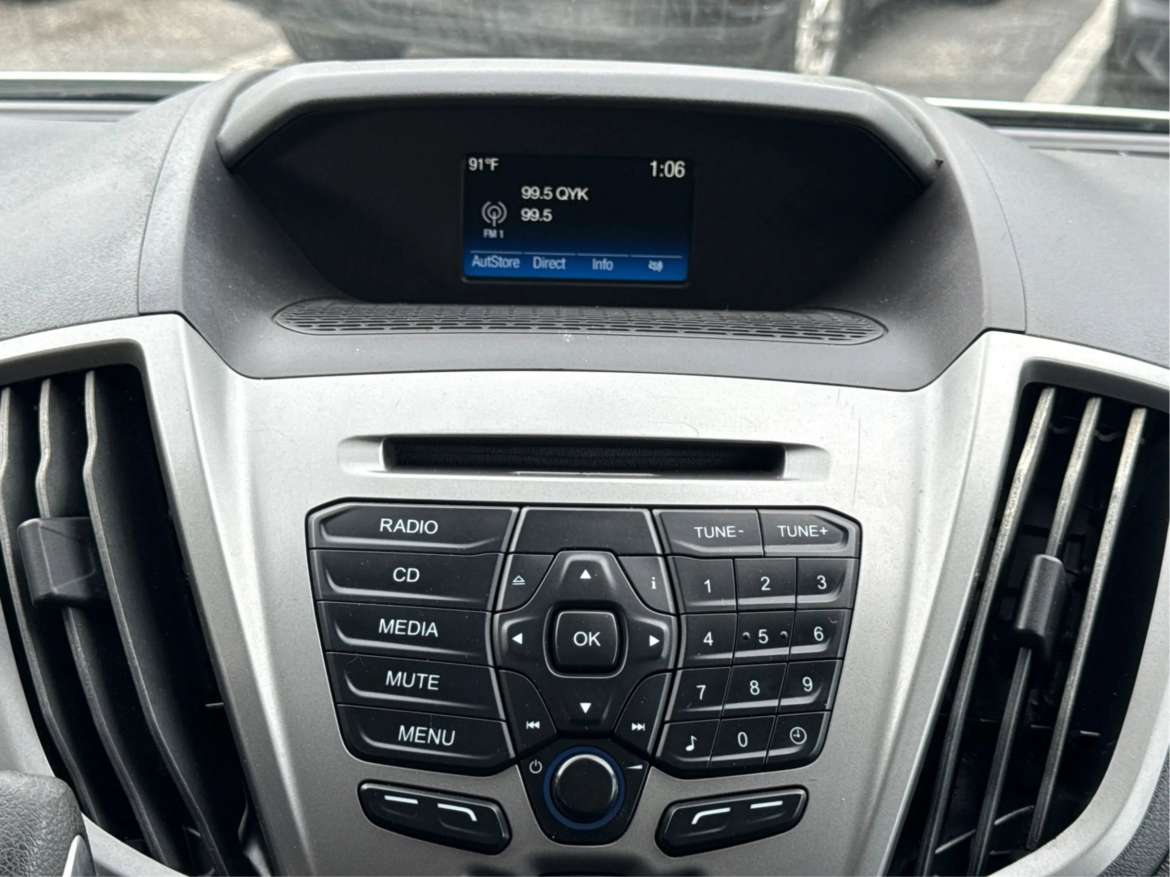 Used 2018 Ford Transit 350 XLT RWD image 17