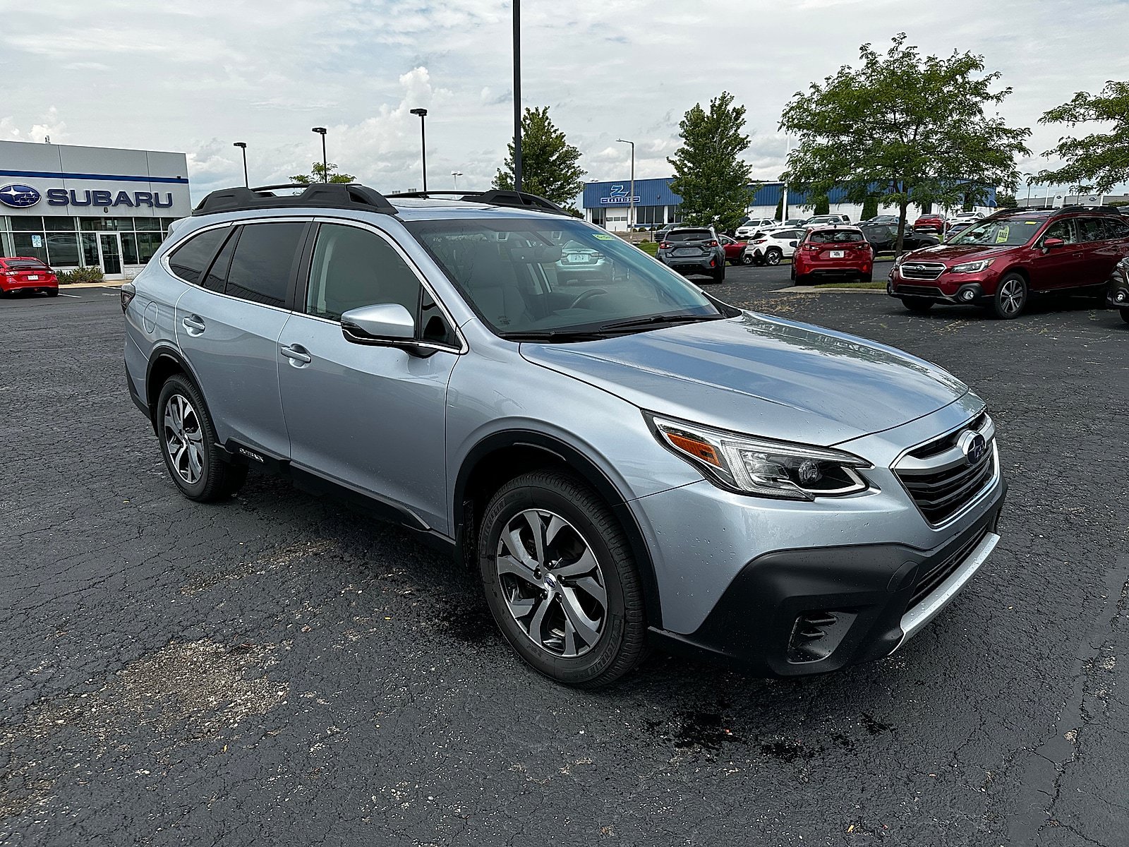 Used 2021 Subaru Outback Limited w/ Popular Package #2 AWD/4WD image 1