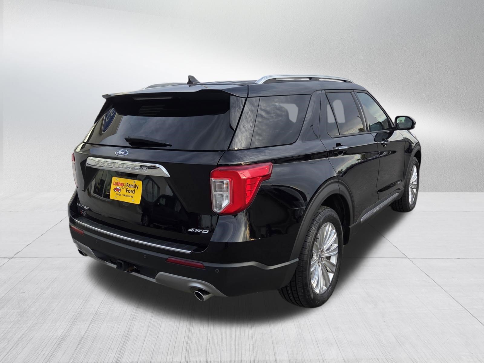 Certified 2024 Ford Explorer Limited w/ Limited Technology Package AWD/4WD image 7