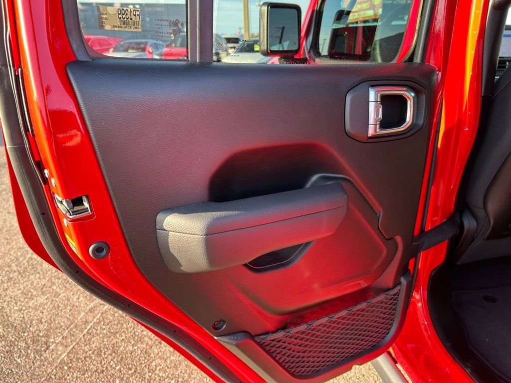 Used 2025 Jeep Gladiator Mojave w/ Convenience Group image 61