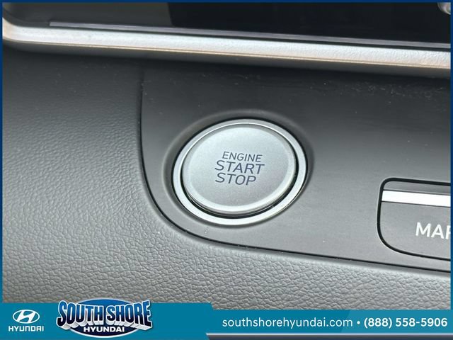 Certified 2024 Hyundai Elantra Blue FWD image 27