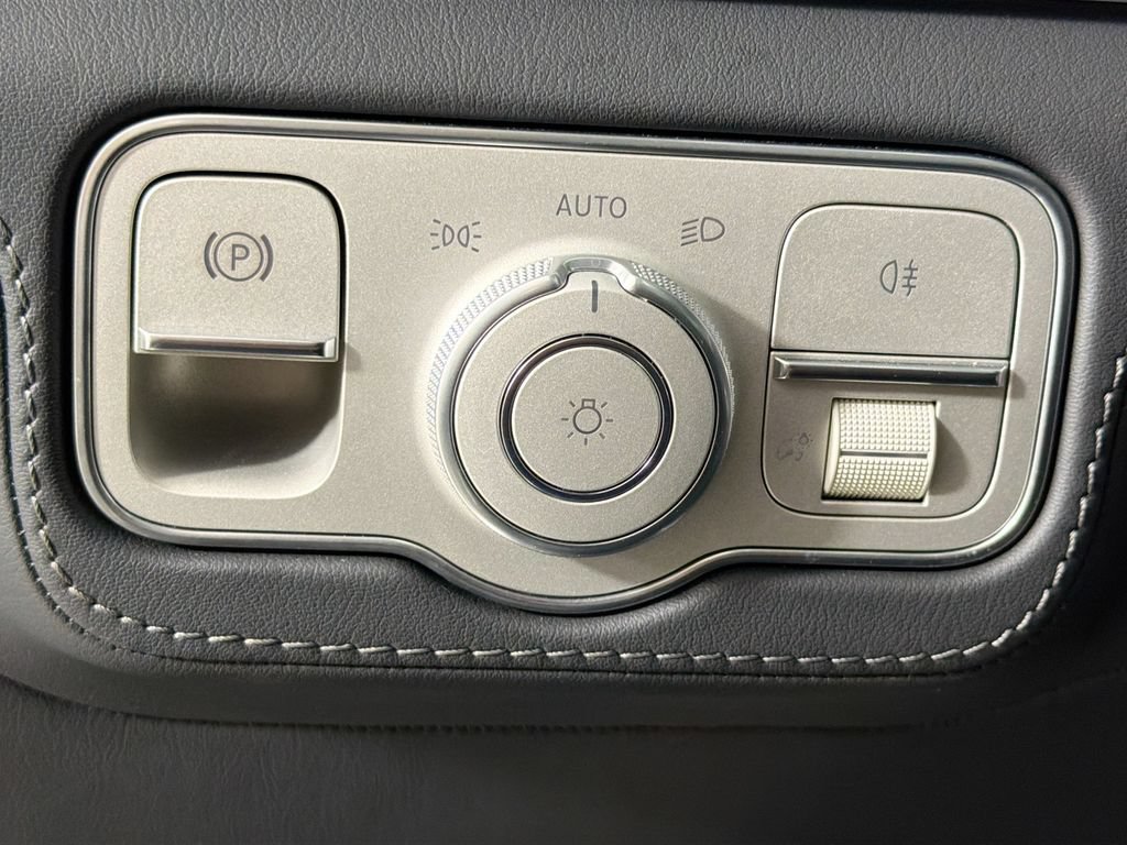 Used 2024 Mercedes-Benz GLS 63 AMG 4MATIC image 10