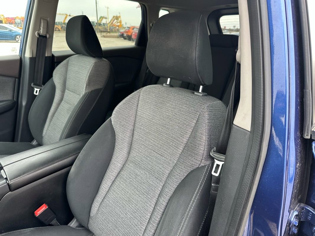 Used 2022 Nissan Rogue SV image 37
