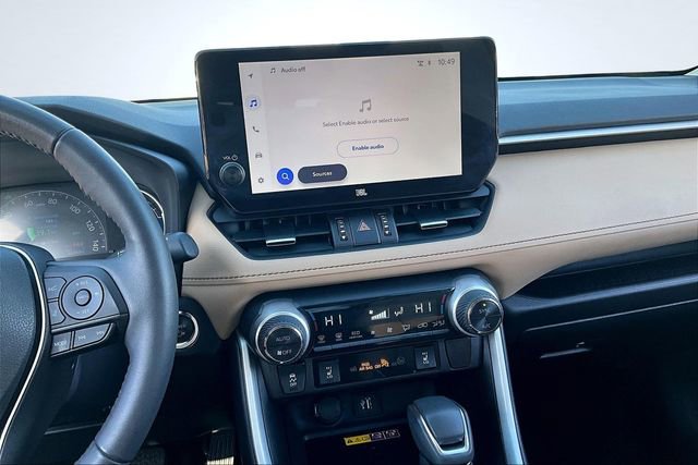 Used 2023 Toyota RAV4 XLE Premium image 9