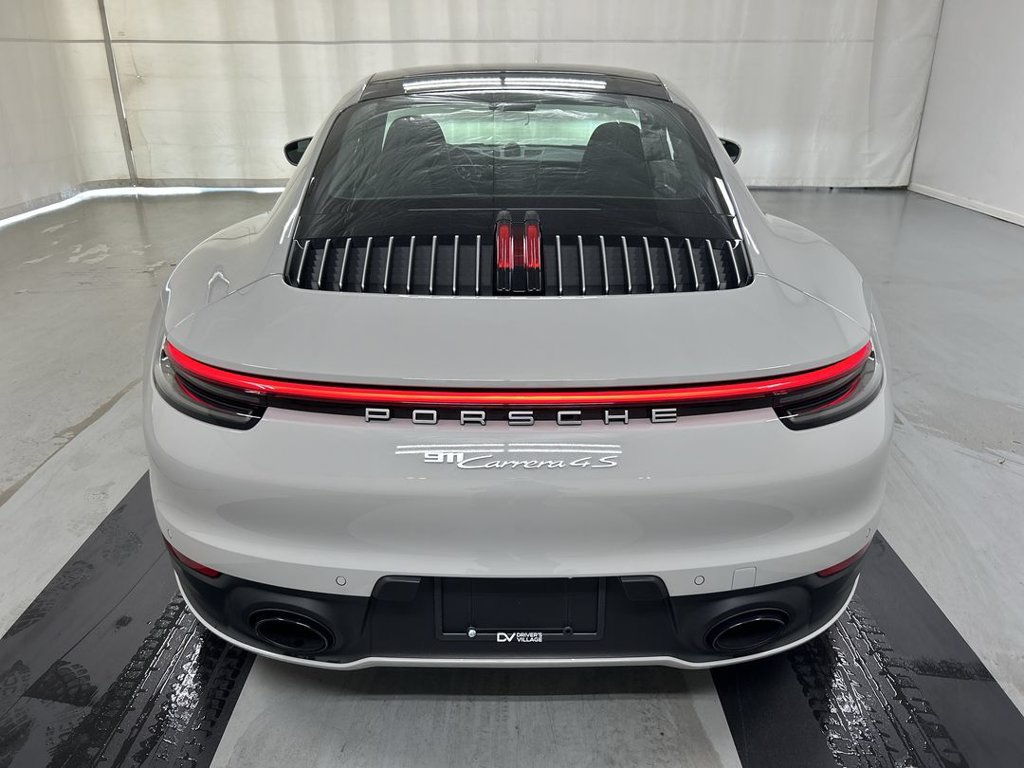Certified 2024 Porsche 911 Carrera 4S AWD/4WD image 22