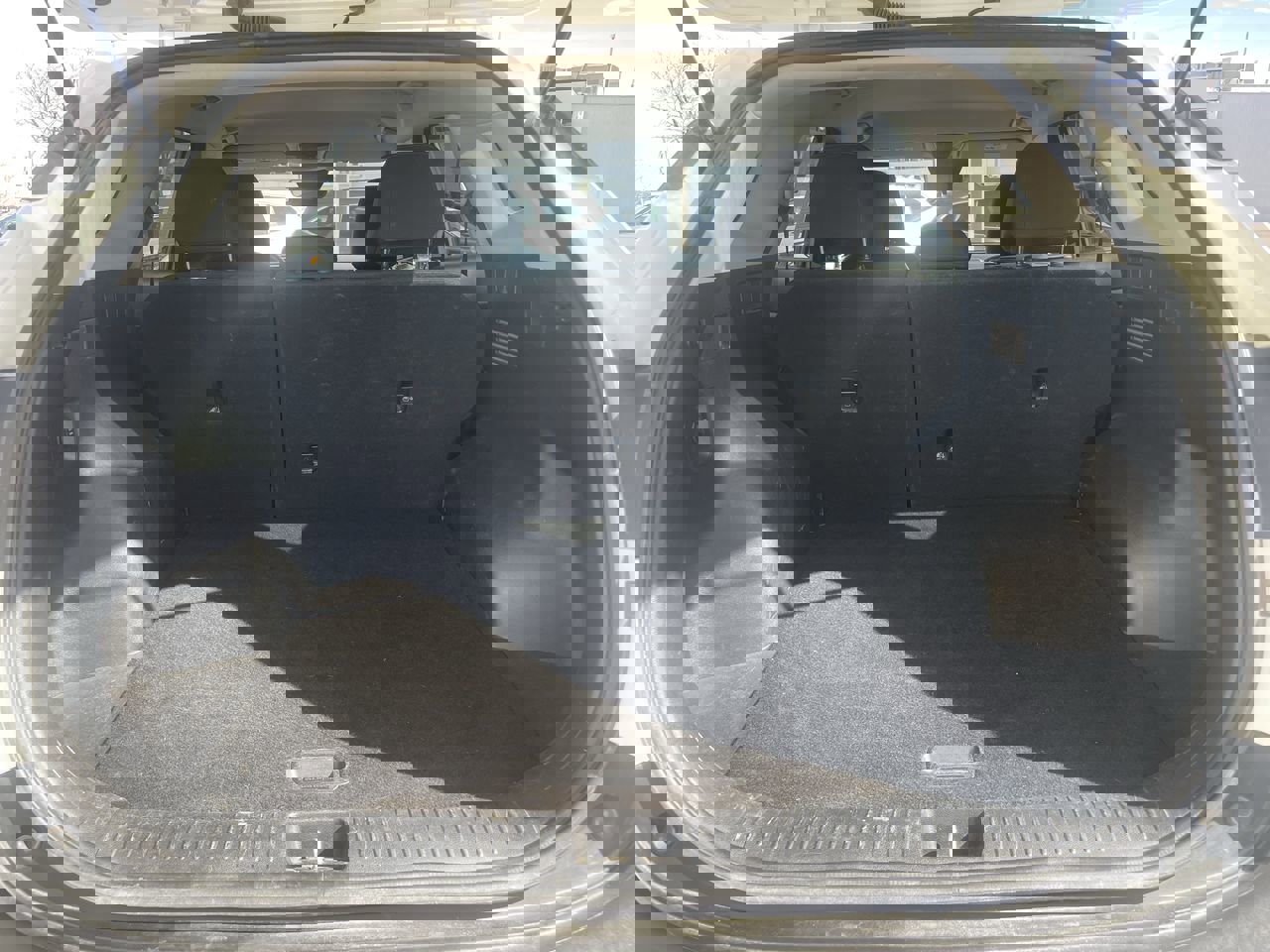 Used 2023 Kia Sportage LX image 14