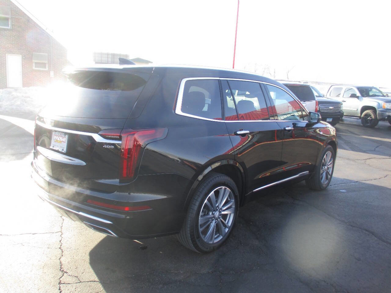 Used 2021 Cadillac XT6 Premium Luxury image 8