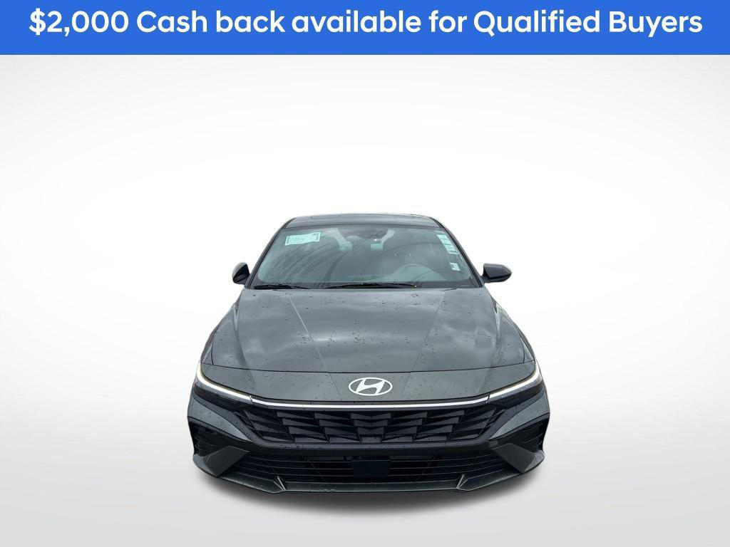New 2026 Hyundai Elantra SEL Sport Premium image 2
