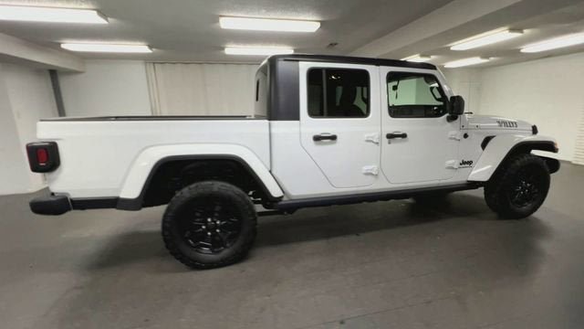 Used 2021 Jeep Gladiator Sport AWD/4WD image 9