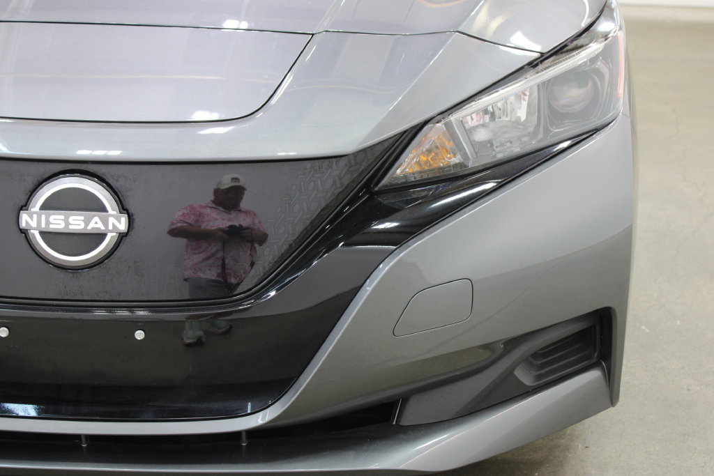 Used 2025 Nissan Leaf S FWD image 8