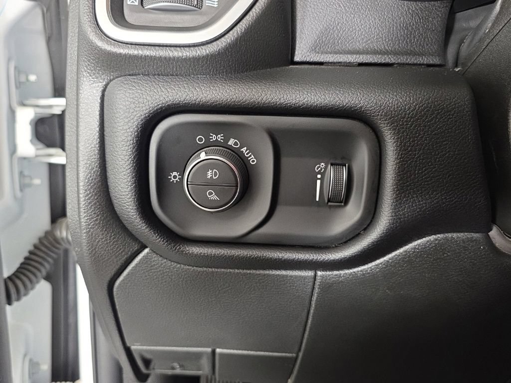 Certified 2026 RAM 2500 Big Horn AWD/4WD image 30