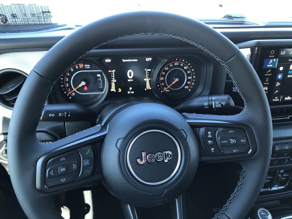 New 2026 Jeep Gladiator Sport AWD/4WD image 23