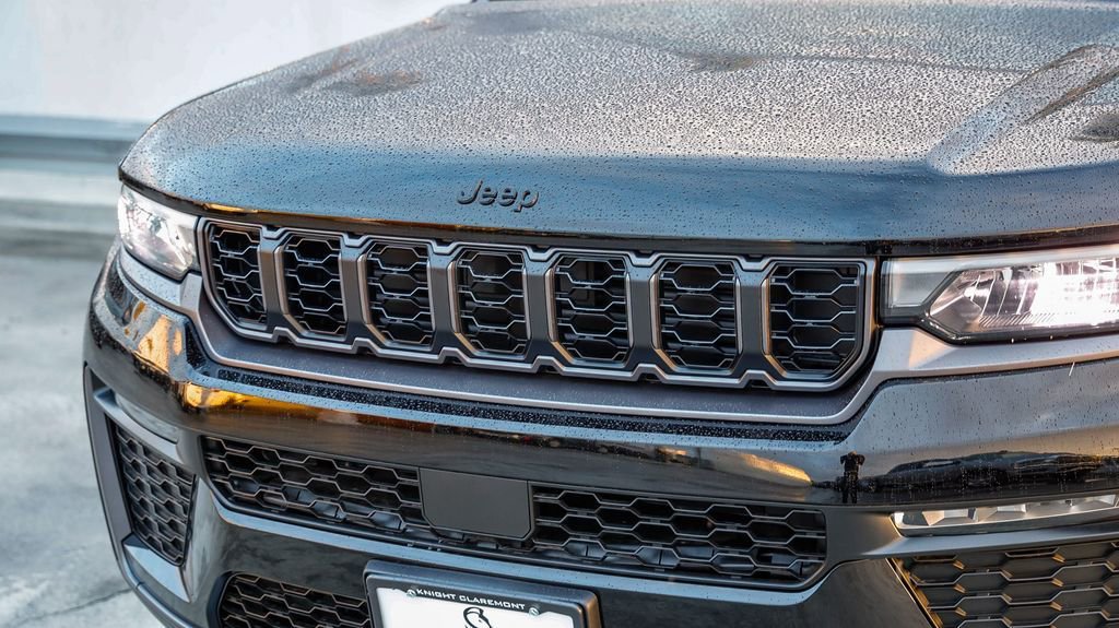 New 2026 Jeep Grand Cherokee Limited AWD/4WD image 6