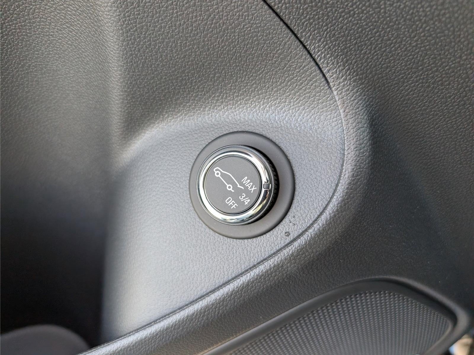New 2026 Buick Encore GX Avenir w/ Avenir Convenience Package FWD image 19