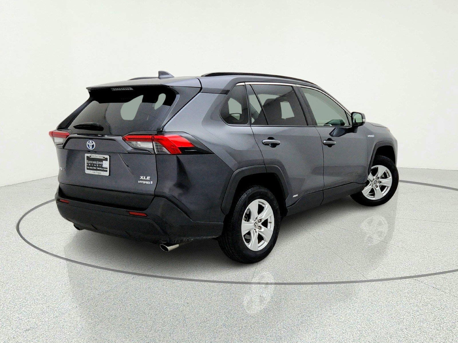 Used 2019 Toyota RAV4 XLE w/ Convenience Package AWD/4WD image 9