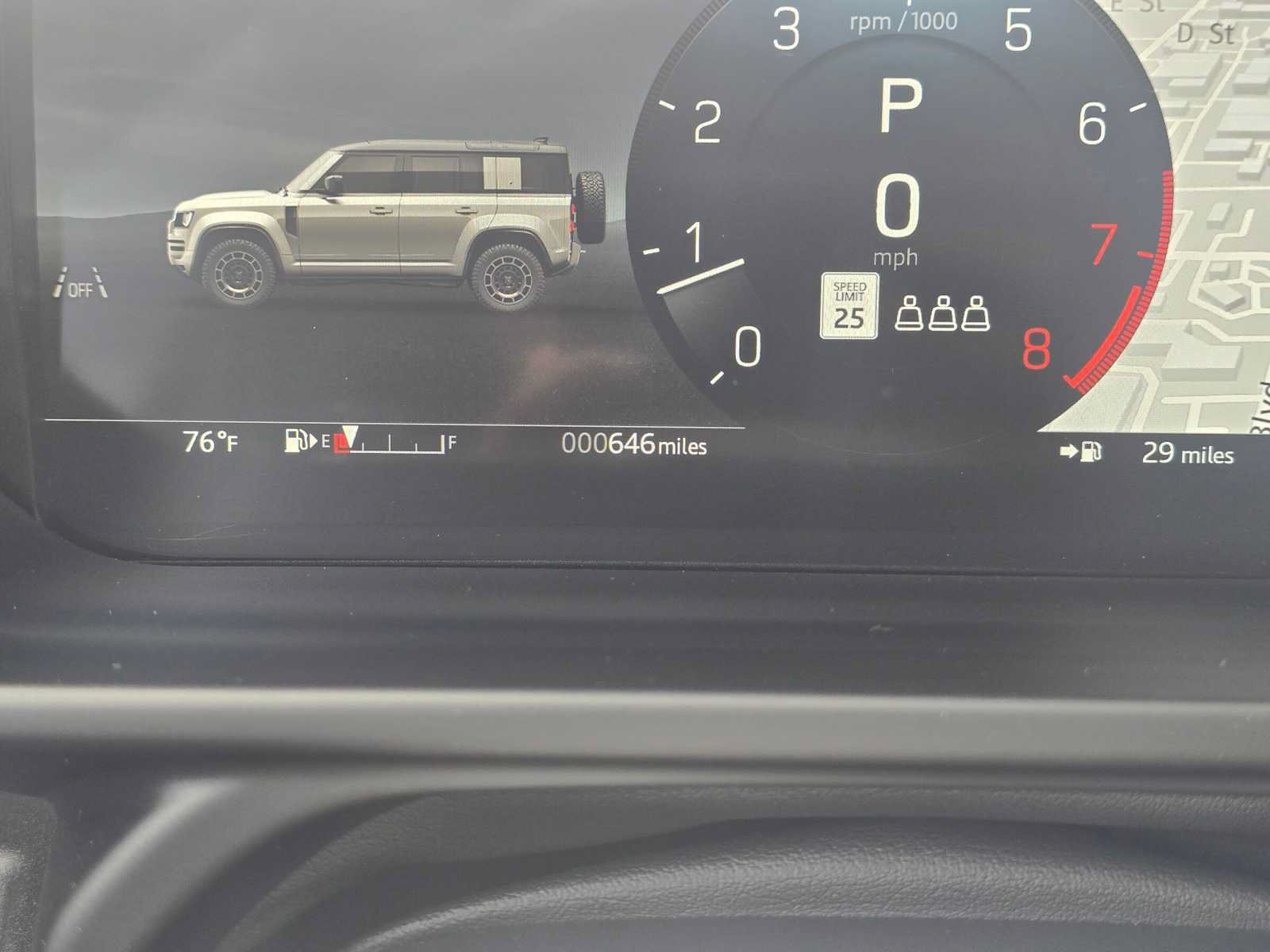 Used 2025 Land Rover Defender 110 AWD/4WD image 27