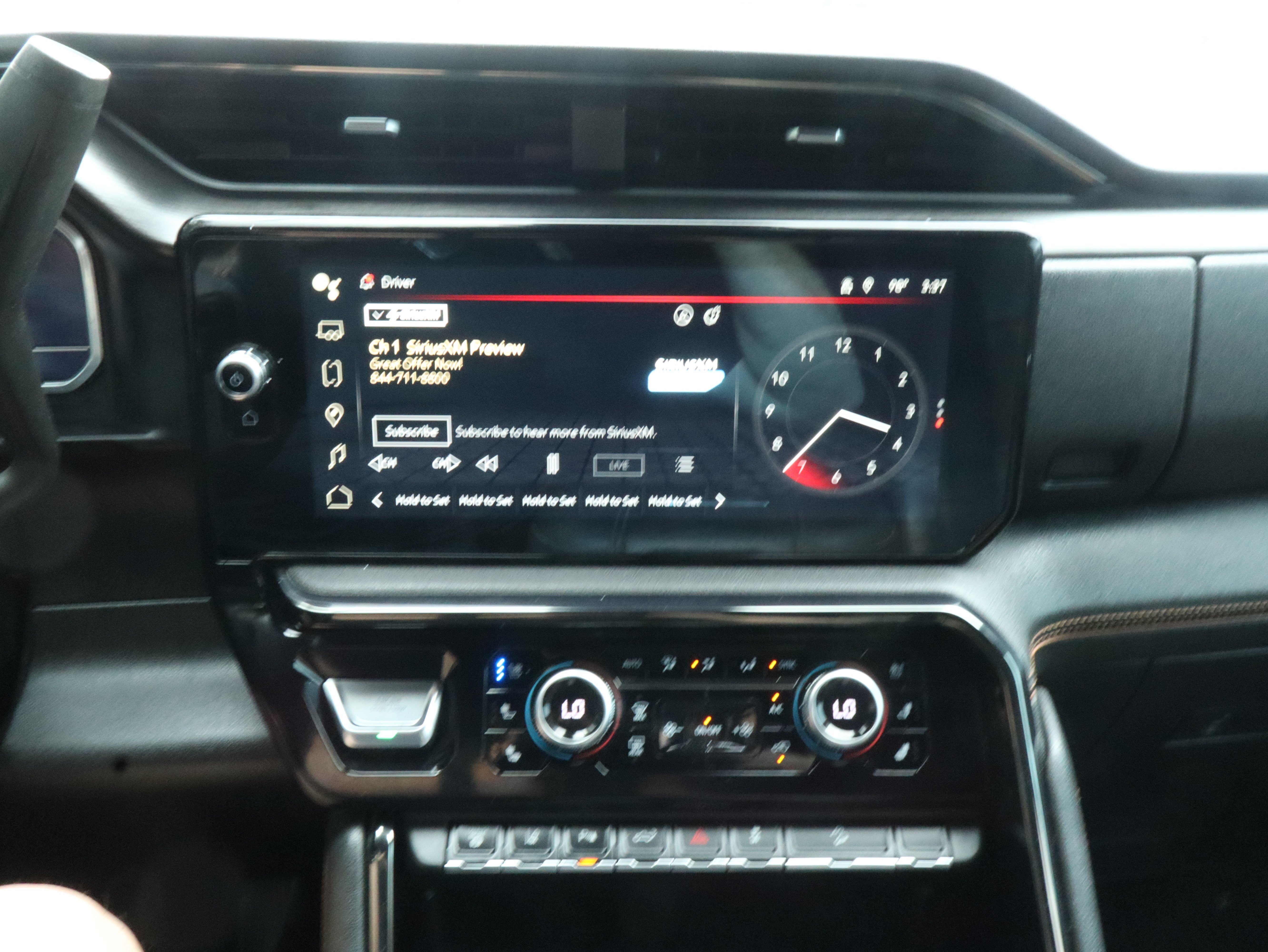 Used 2024 GMC Sierra 3500 AT4 w/ AT4 Premium Plus Package AWD/4WD image 31