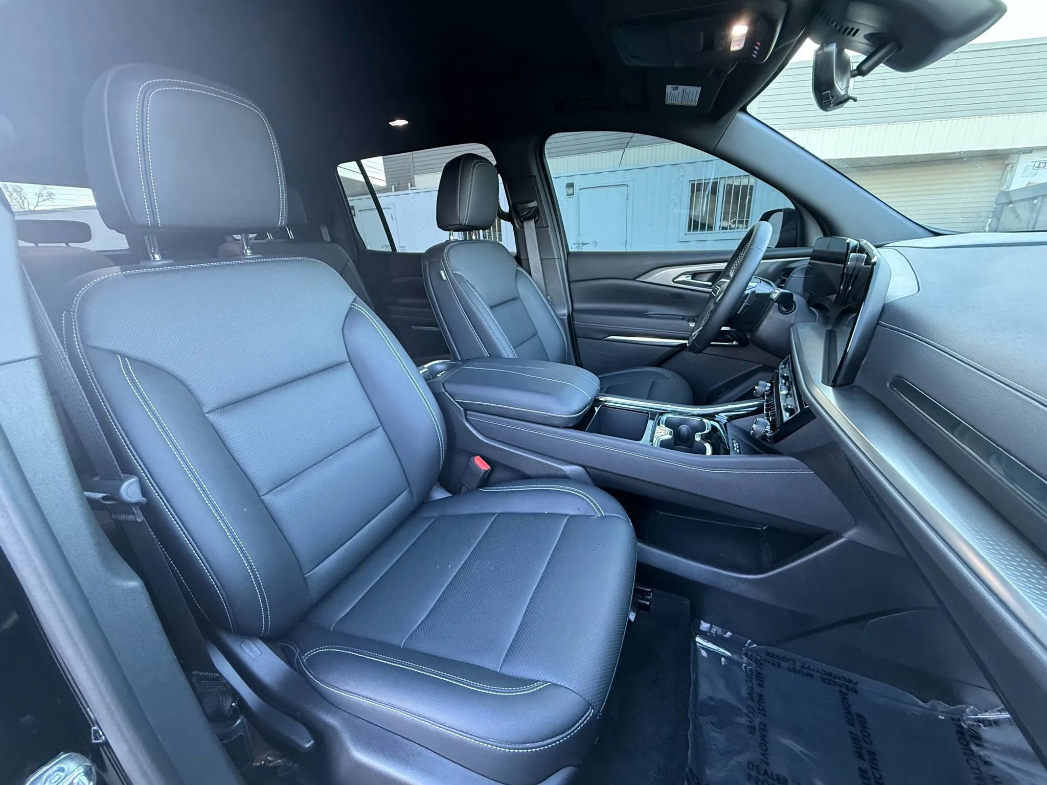 Used 2026 Chevrolet Traverse LT w/ Sun and Wheel Package image 27