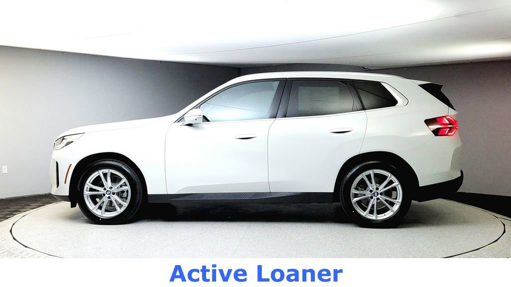 Used 2025 BMW X3 xDrive30i w/ Premium Package AWD/4WD image 4