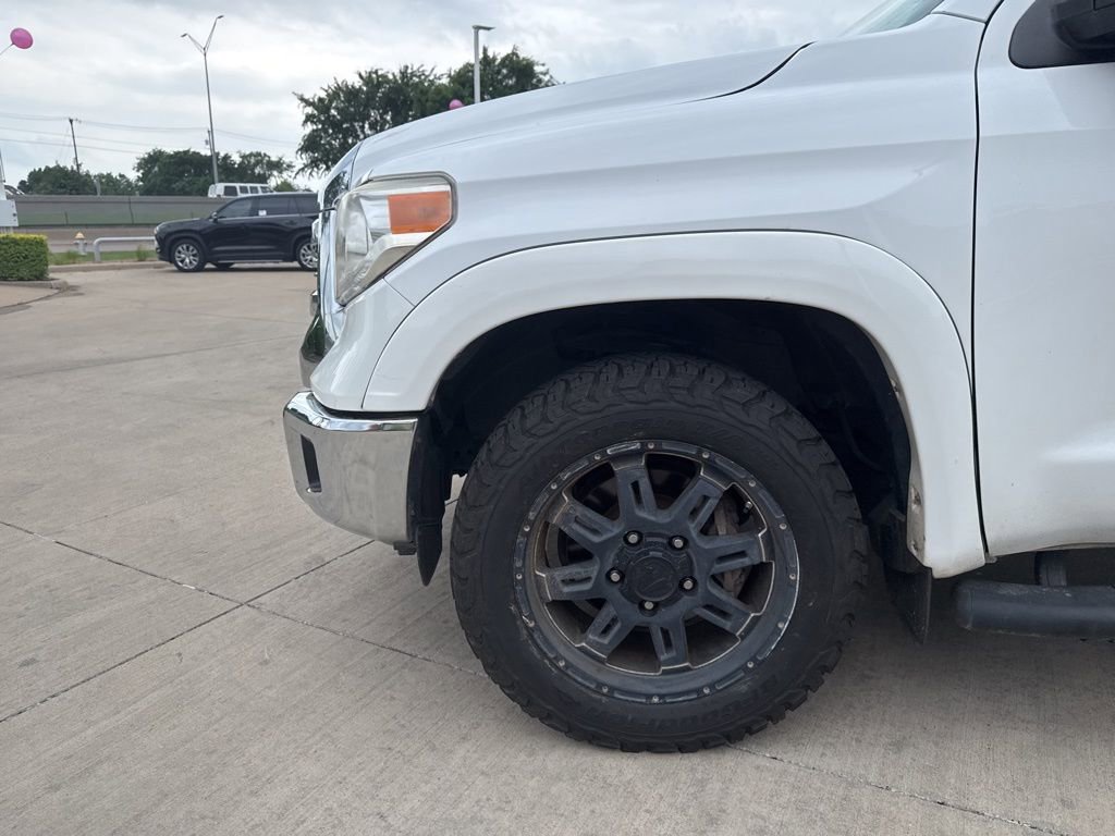 Certified 2016 Toyota Tundra SR5 w/ SR5 Upgrade Package RWD image 2