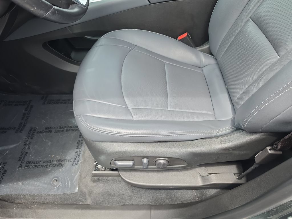 Certified 2023 Buick Enclave Essence FWD image 14