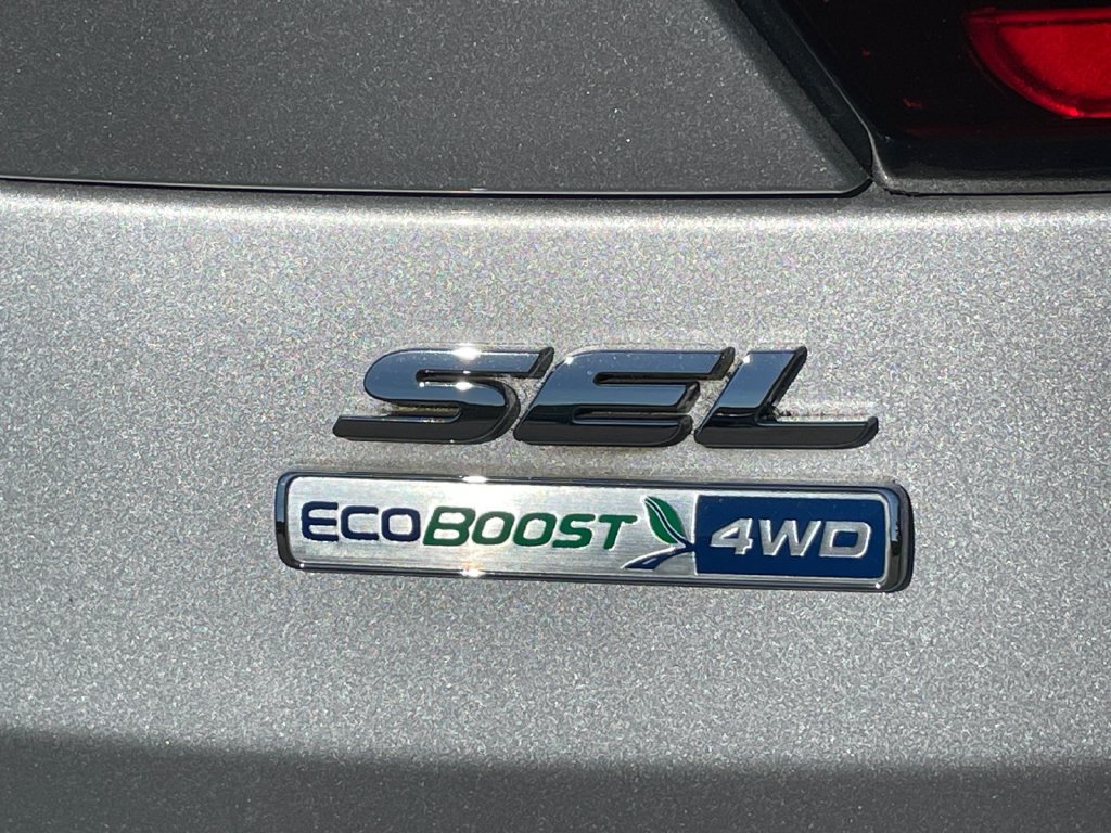 Certified 2019 Ford Escape SEL AWD/4WD image 17