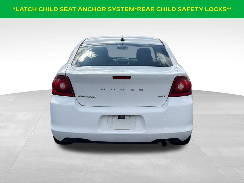 Used 2013 Dodge Avenger SXT image 7