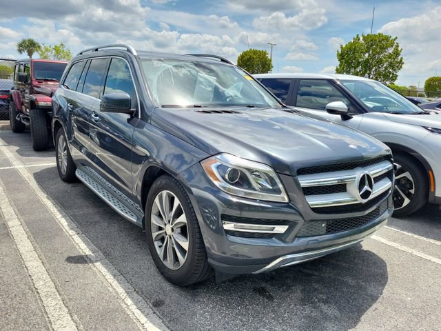 Used 2014 Mercedes-Benz GL 450 4MATIC image 2