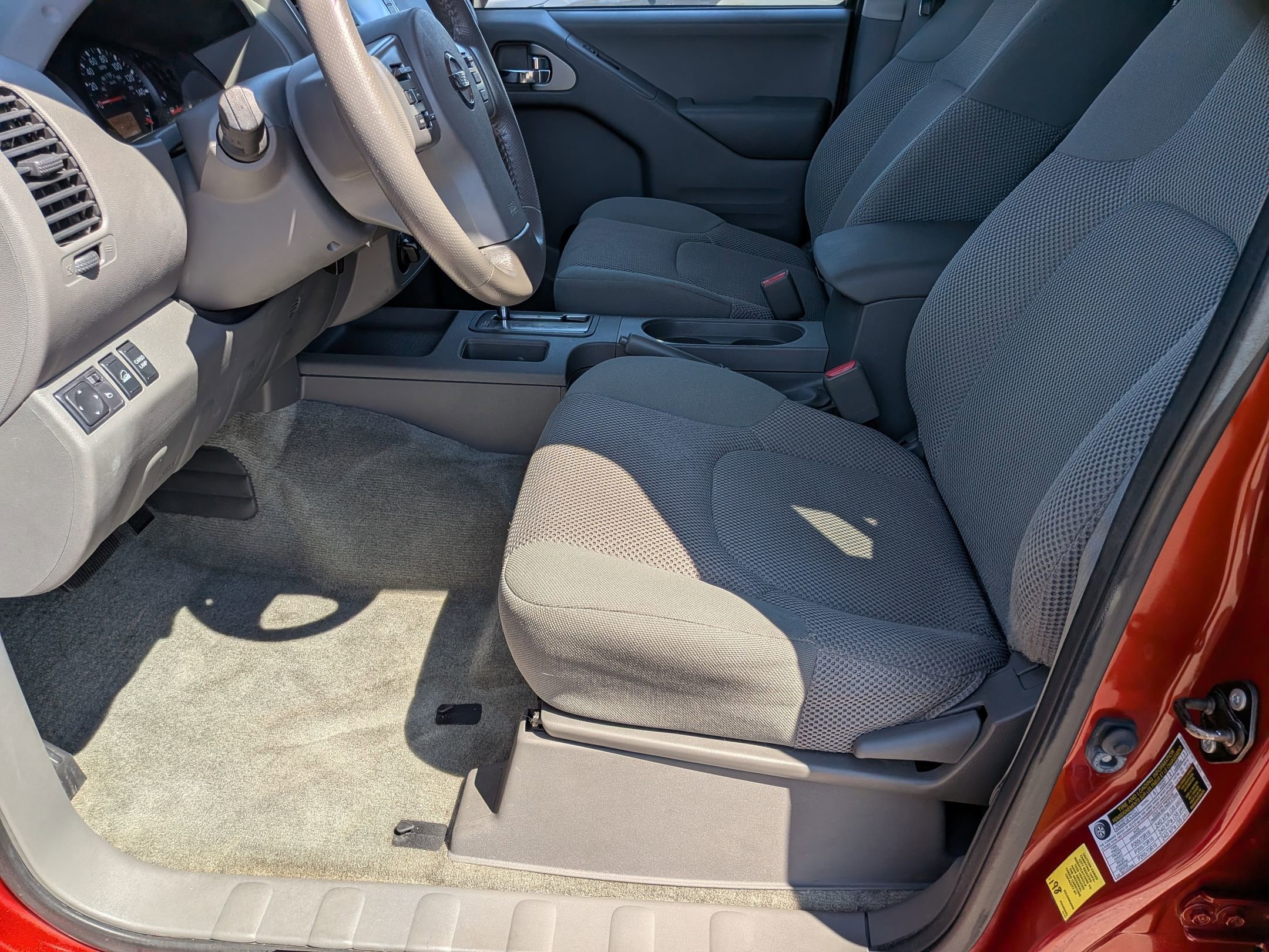 Used 2016 Nissan Frontier SV w/ SV Value Truck Package image 11