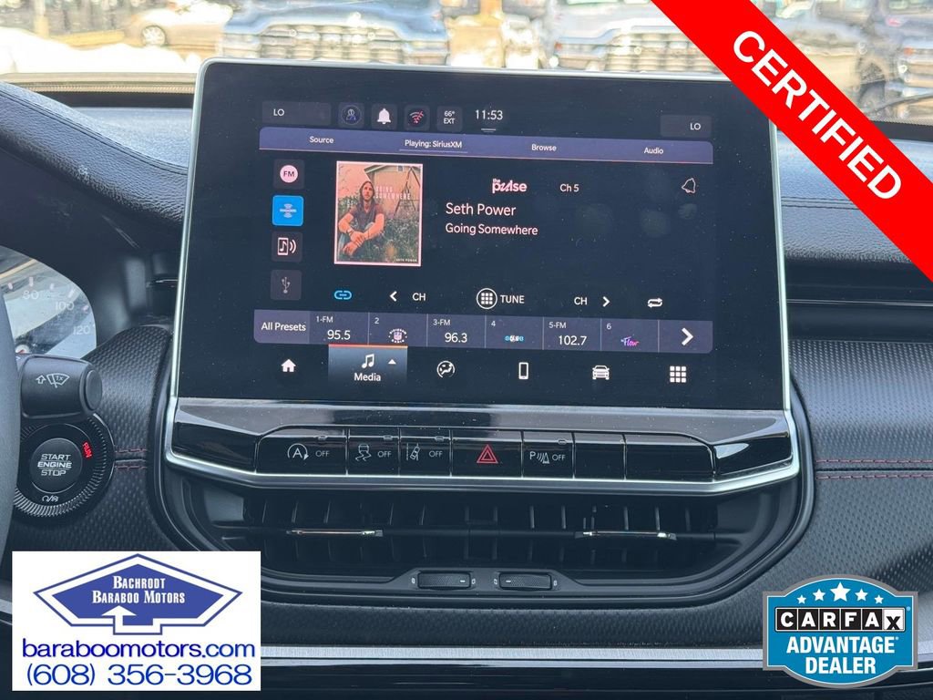 Used 2025 Jeep Compass Trailhawk image 14