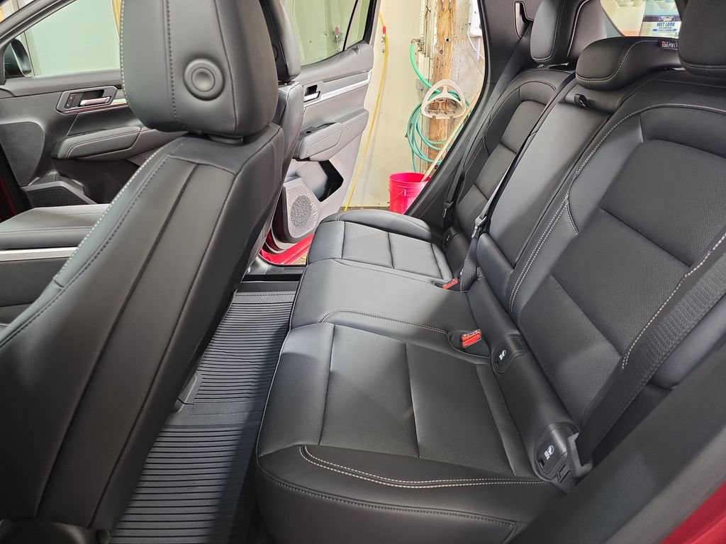 New 2026 GMC Terrain Elevation w/ Elevation Premium Package AWD/4WD image 13