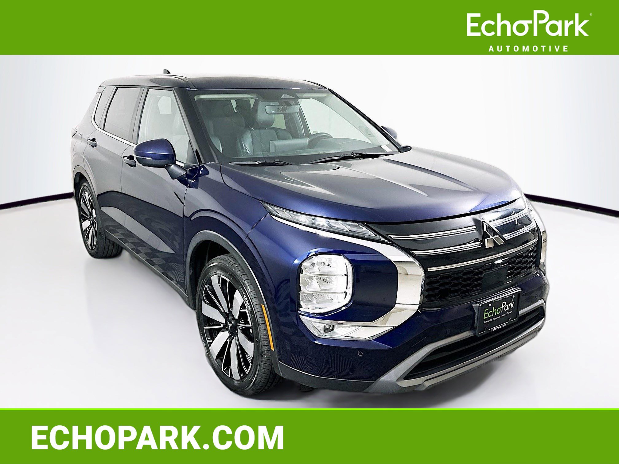 Used 2025 Mitsubishi Outlander SE