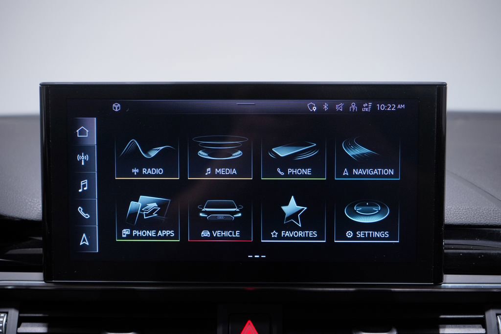 Used 2022 Audi A4 2.0T Premium w/ Convenience Package image 12