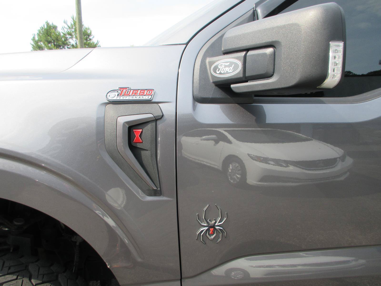 Used 2021 Ford F150 XLT w/ Equipment Group 302A High AWD/4WD image 9
