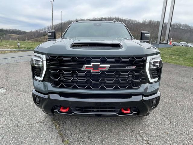 New 2026 Chevrolet Silverado 2500 ZR2 image 2