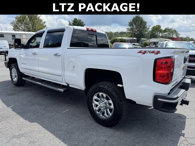Used 2018 Chevrolet Silverado 3500 LTZ image 4