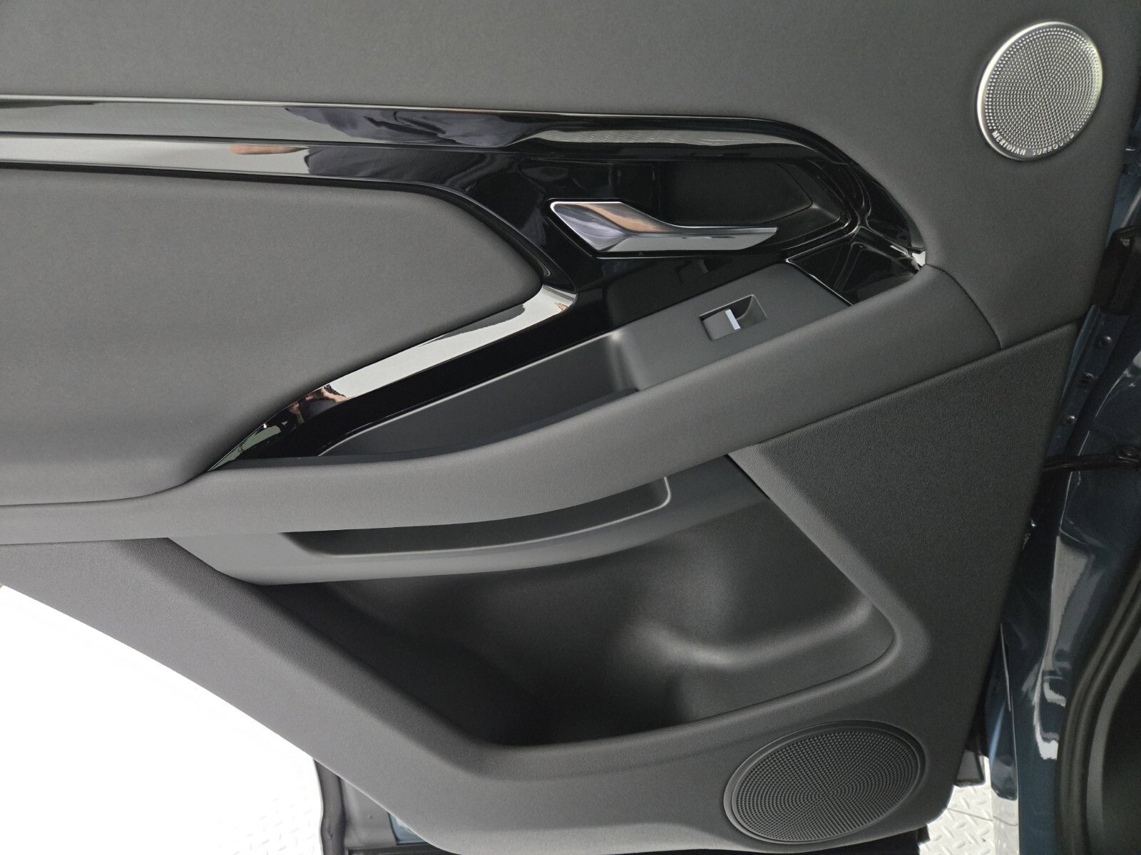 New 2026 Land Rover Range Rover Evoque Dynamic SE image 22