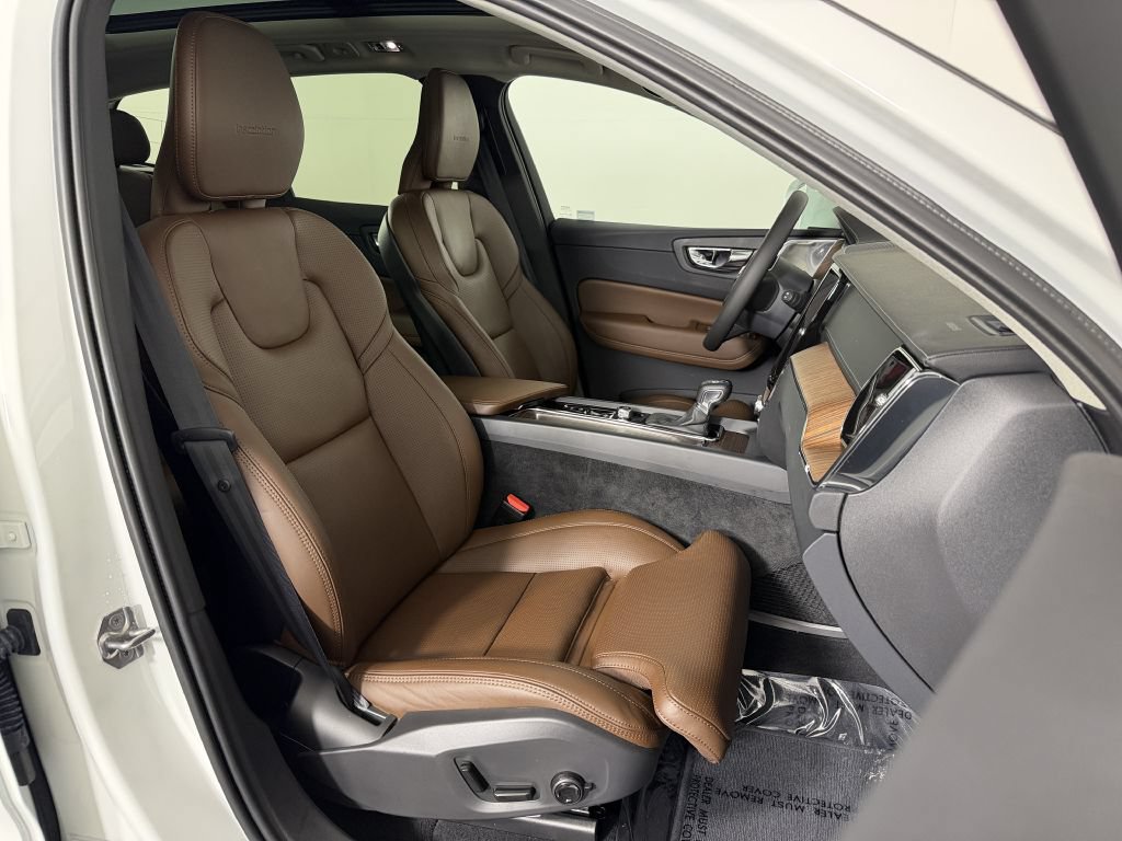 Used 2019 Volvo XC60 T6 Inscription AWD/4WD image 26