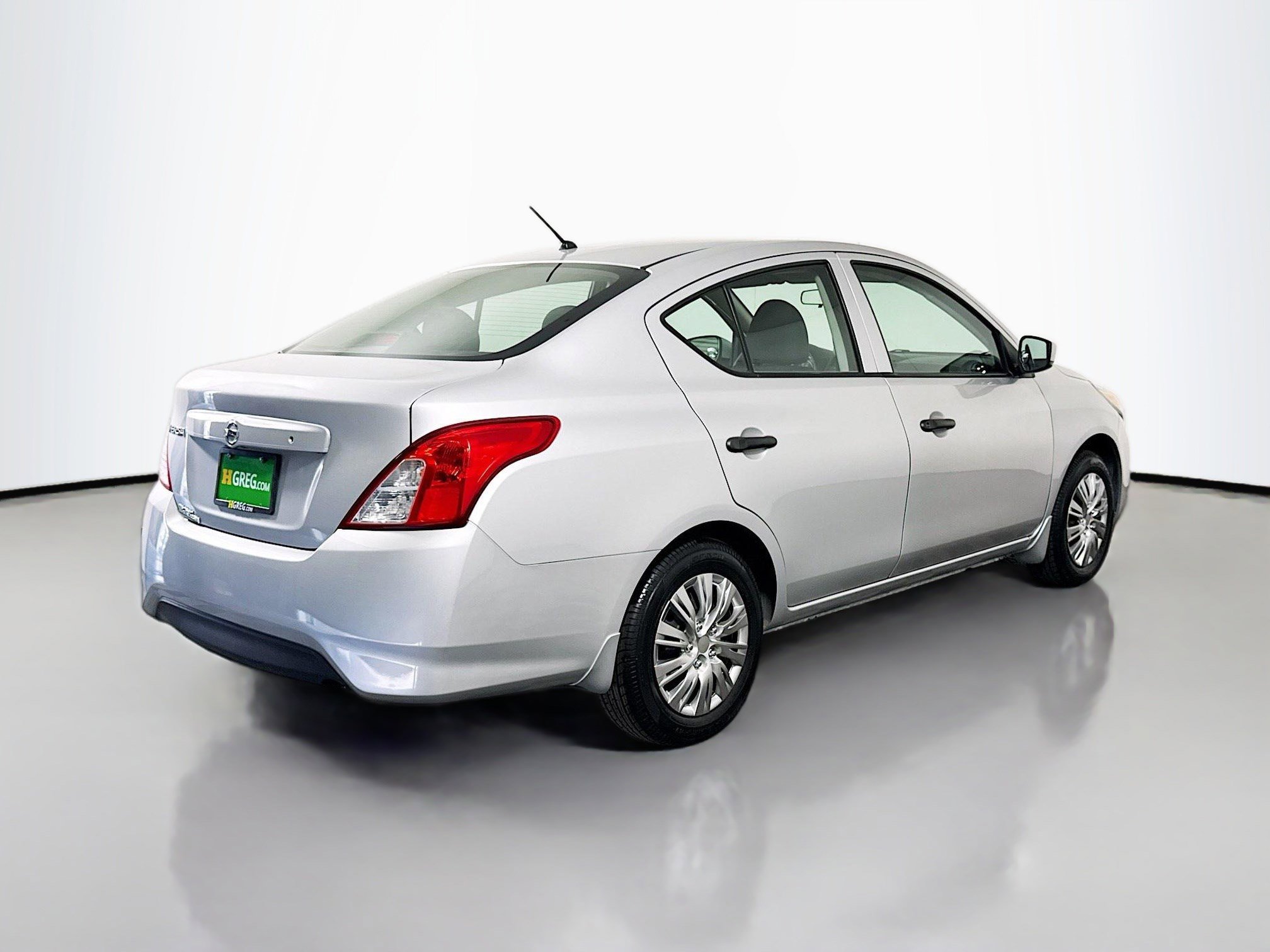 Used 2018 Nissan Versa S image 10