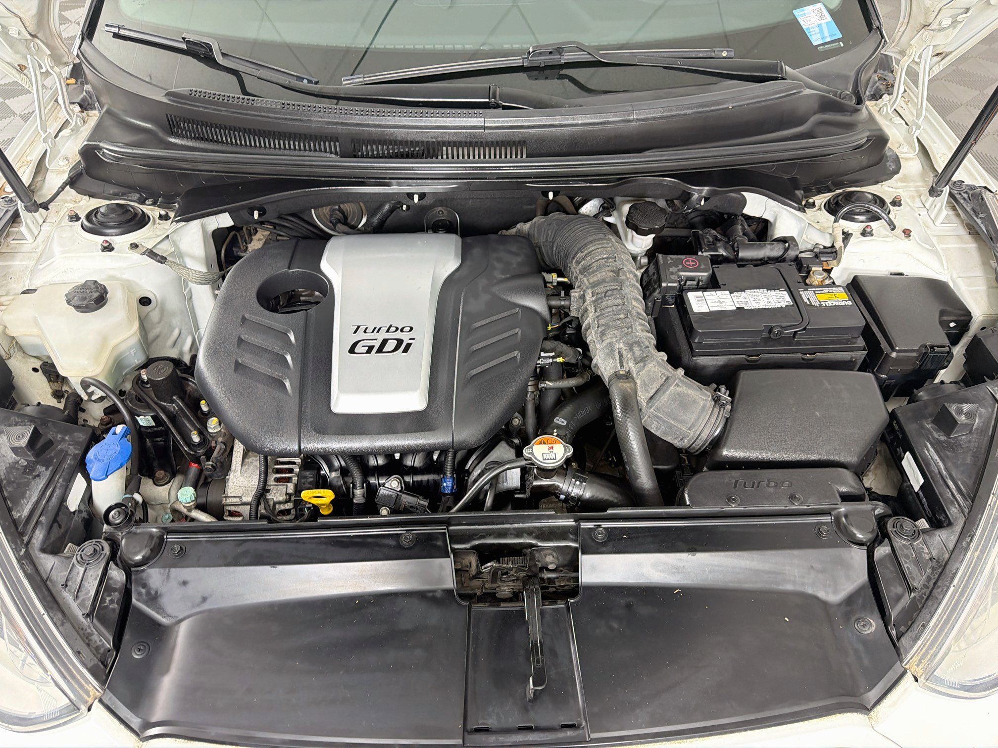 Used 2014 Hyundai Veloster Turbo FWD image 29