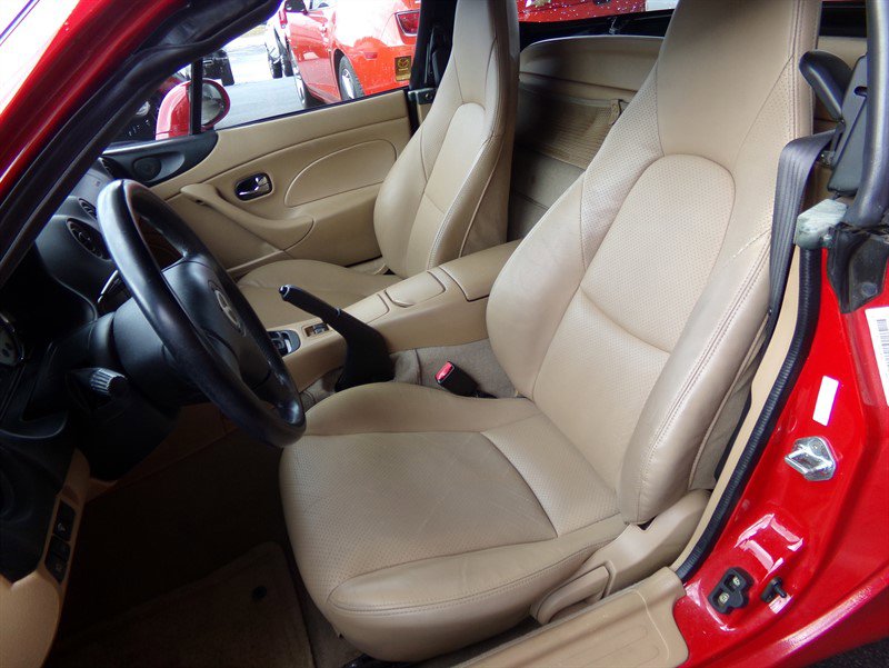 Used 2002 MAZDA MX-5 Miata LS image 29