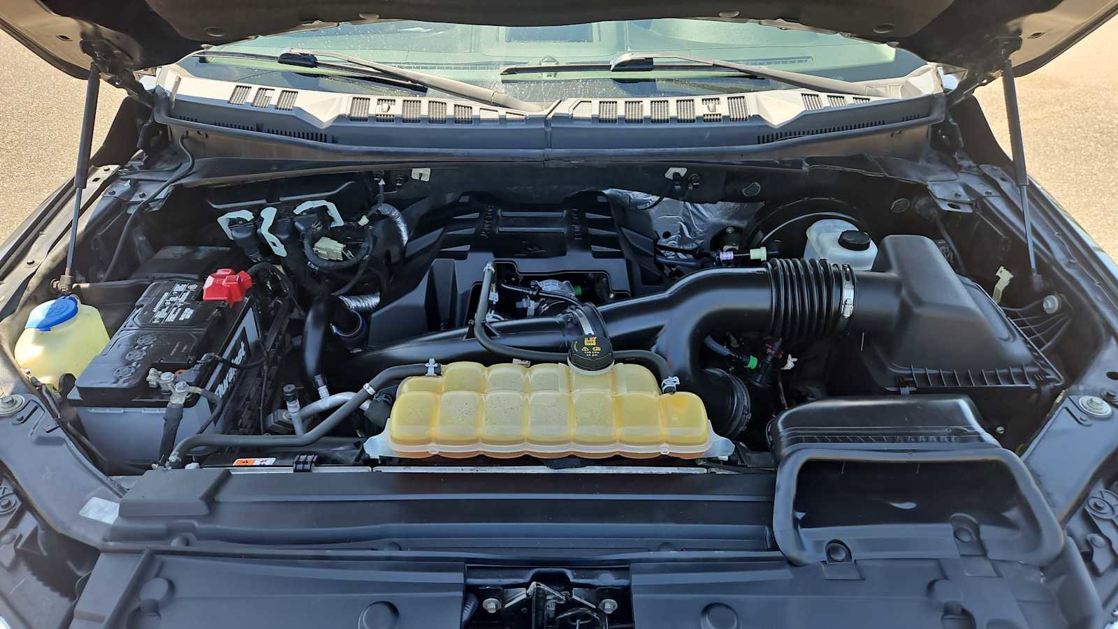 Used 2018 Ford F150 XLT image 17