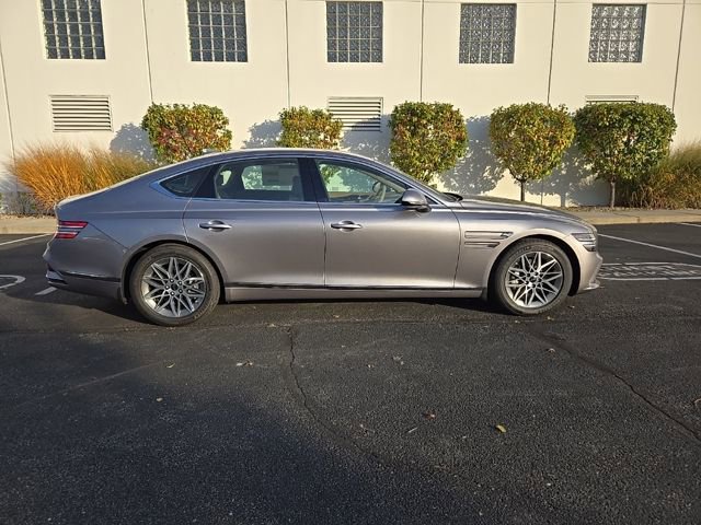 Used 2025 Genesis G80 2.5T image 9