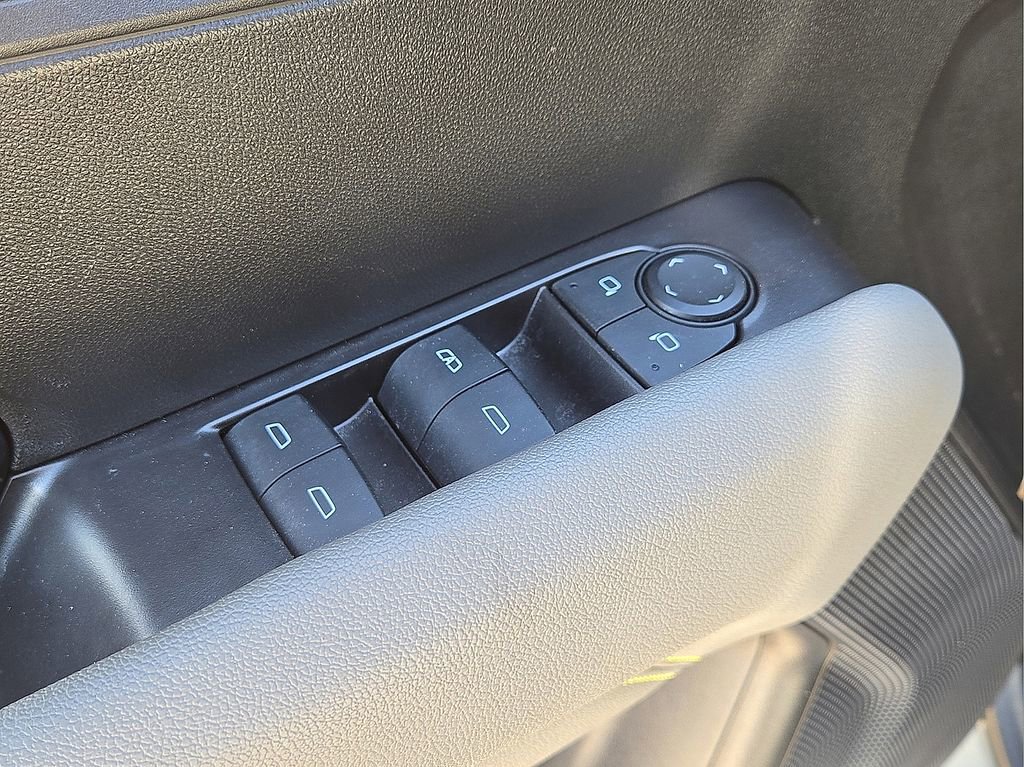 Used 2024 Chevrolet Colorado ZR2 w/ Technology Package image 21