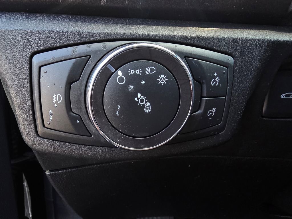 Used 2019 Ford Fusion Titanium image 12