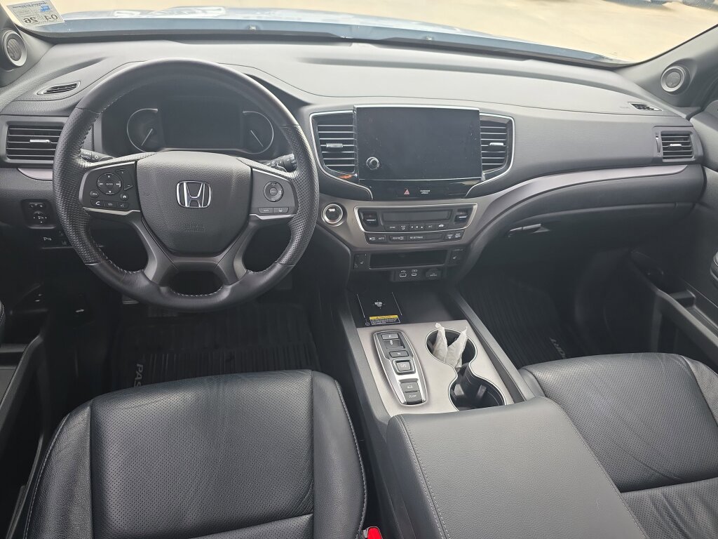 Used 2024 Honda Passport EX-L image 6