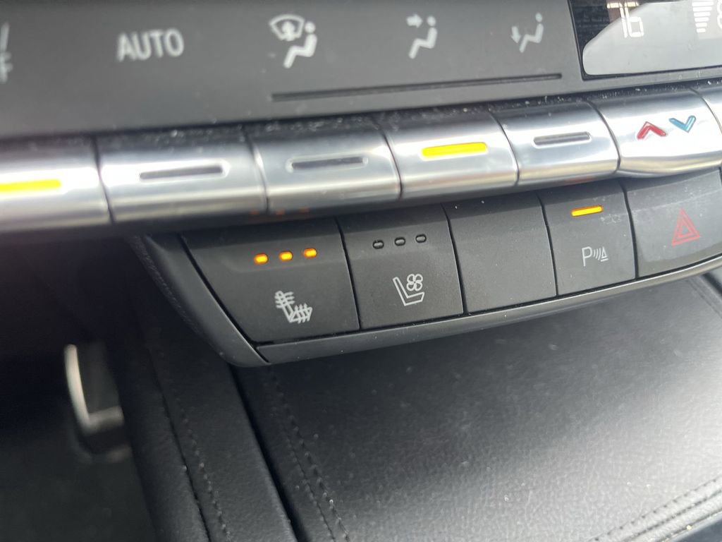 Certified 2023 Cadillac XT4 Sport image 16