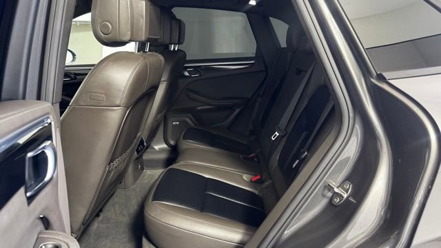Used 2018 Porsche Macan S AWD/4WD image 16