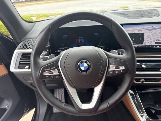 Certified 2024 BMW X5 xDrive50e w/ Premium Package image 18